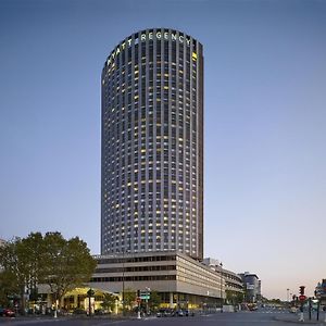 Hyatt Regency Paris Etoile